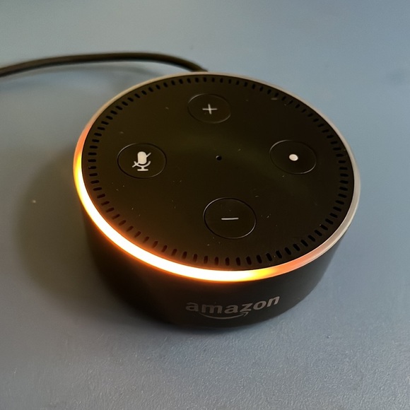 Alexa echo dot 2nd generation - Picture 2 of 5